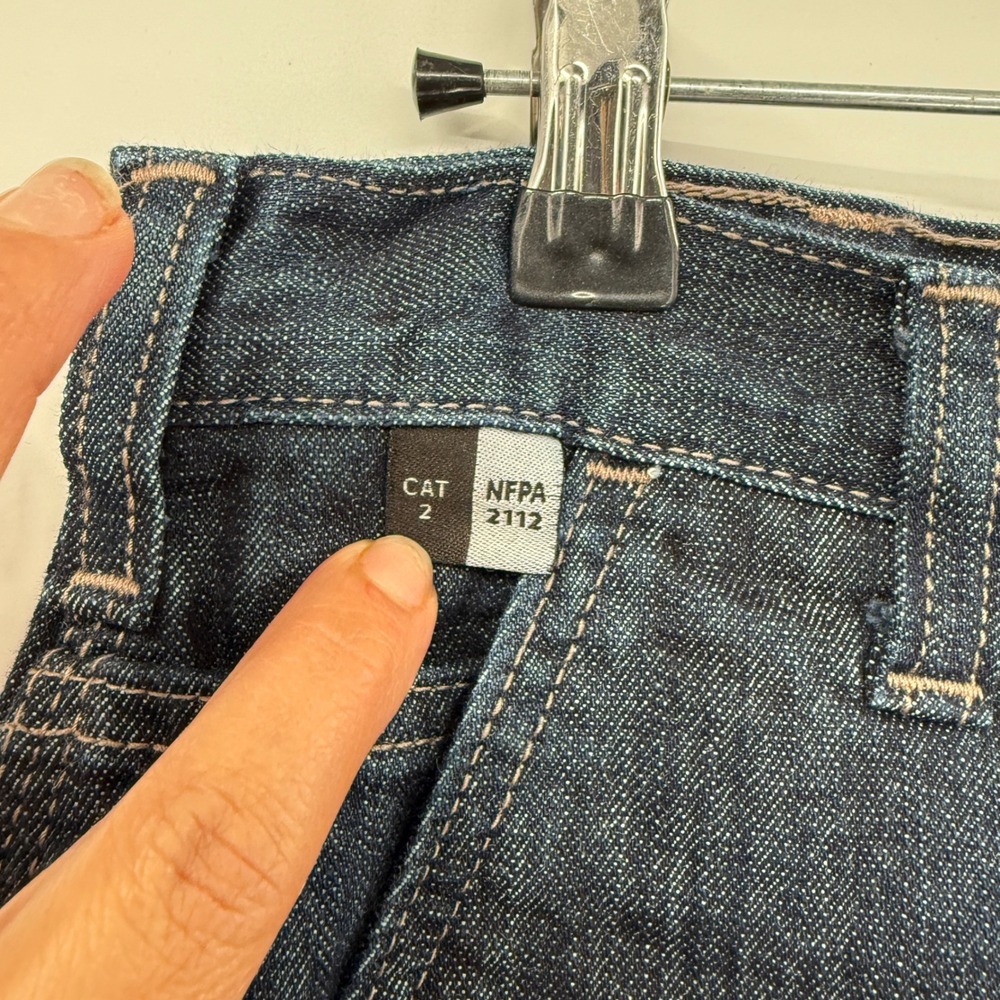 Carhartt FR Mens 36x30 Blue Denim Work Pants Arc Rated NFPA 2112 Flame Resistant - Picture 3 of 10